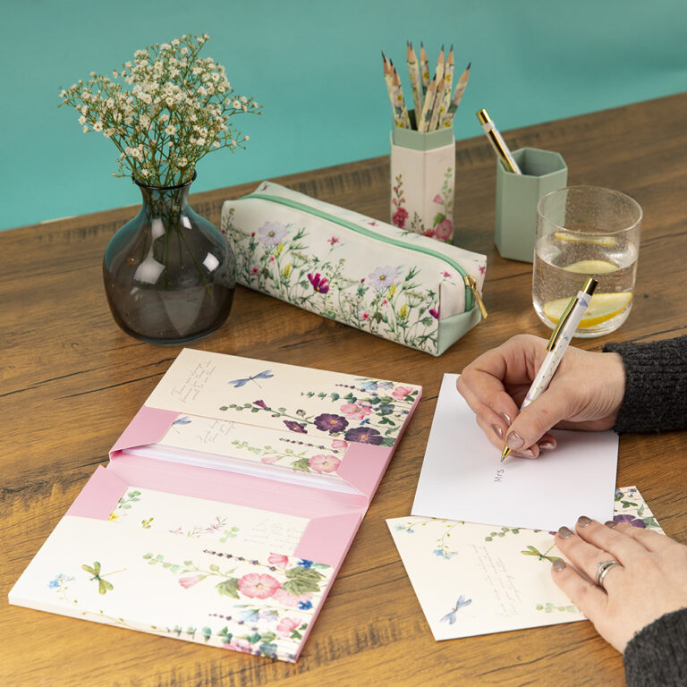 Notecard Wallet – Wild Harmony