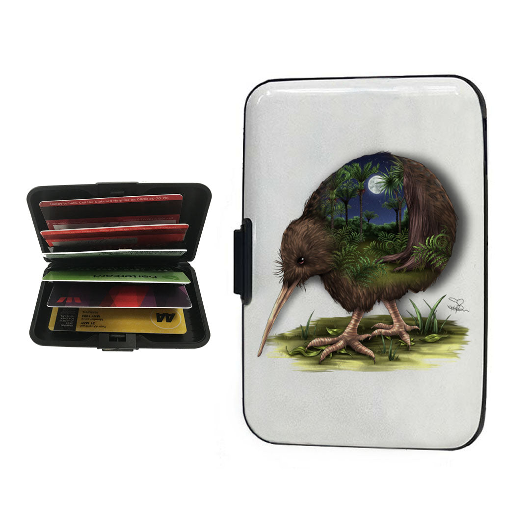 Sophie Blokker -Kiwi Cardholder
