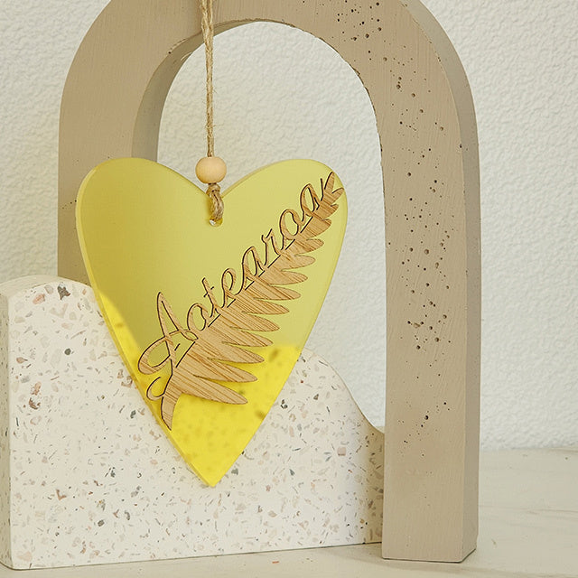 Ornament Heart: Silver Fern Aotearoa