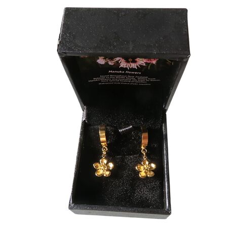 Manuka Huggie Earrings