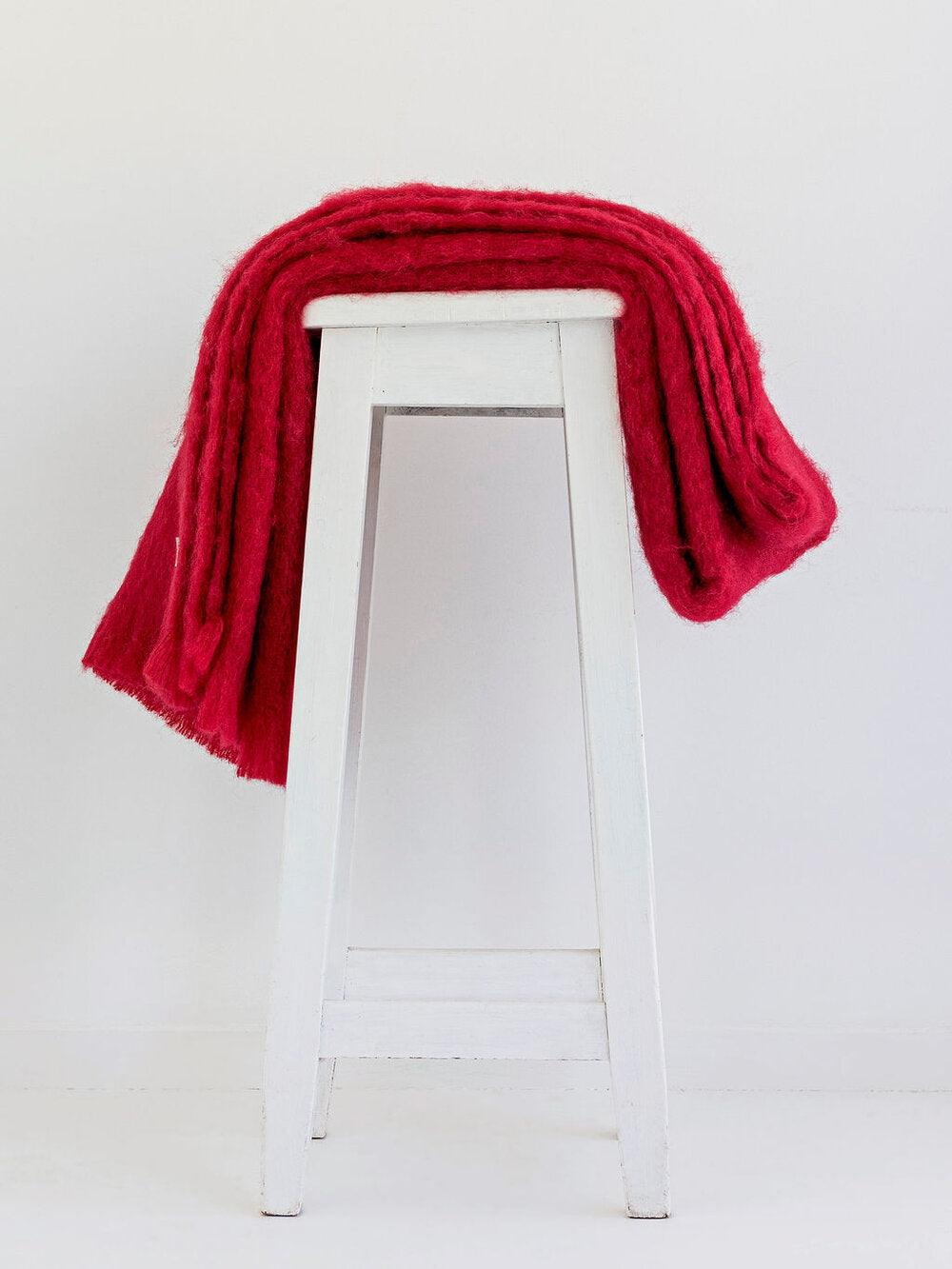 Windermere Mohair - Scarlet