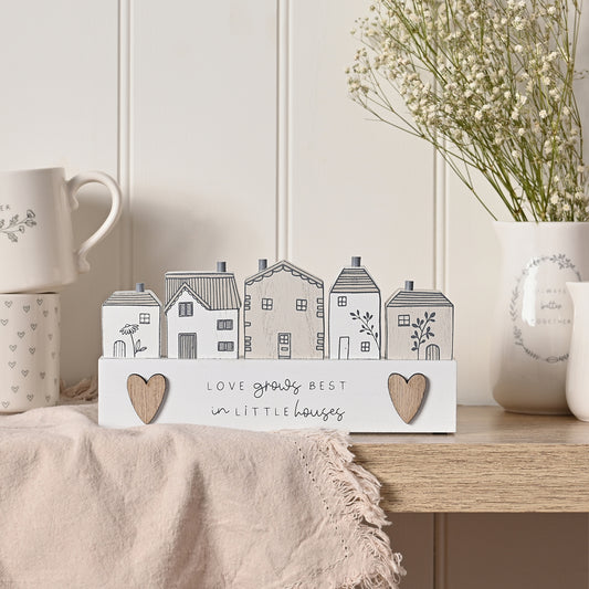 Little Houses plaque - Love grows best