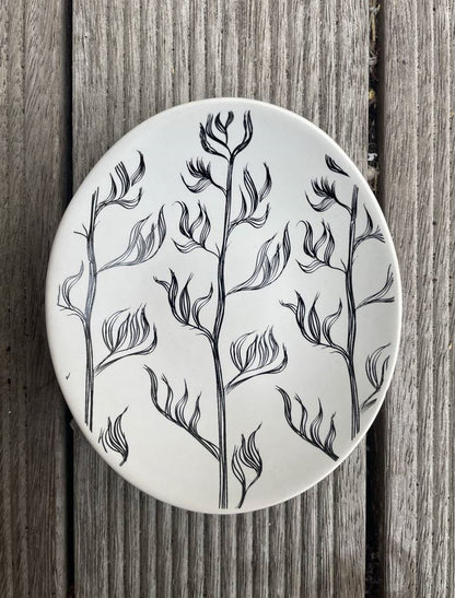 Harakeke Black On White - 10cm Porcelain Bowl