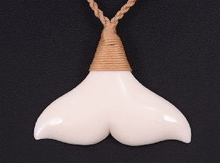 Whale-tail bone carving pendant