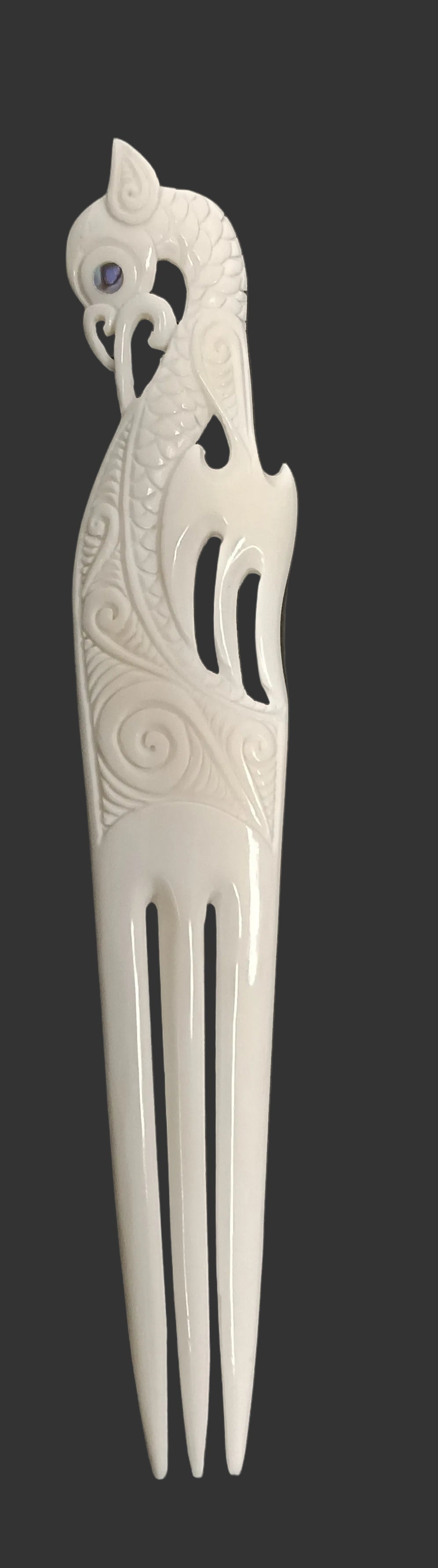 Bone Manaia Hook Heru