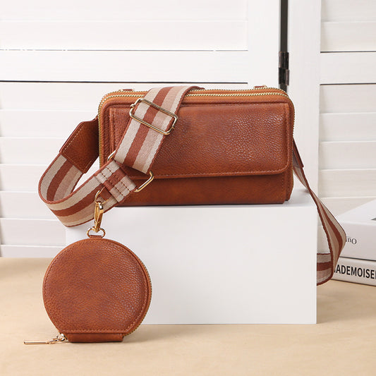 Chic Crossbody Bag Tan