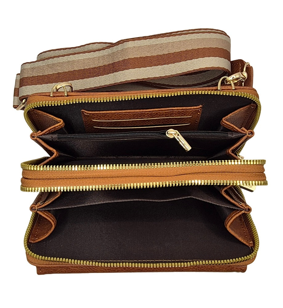 Chic Crossbody Bag Tan