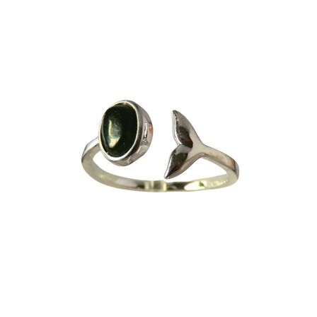 Whale Tail Pounamu Ring