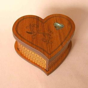 Heart Box With Paua - Tigerlily Gift Store