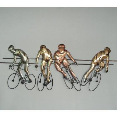 Cyclists Sprinting Metal Art - Tigerlily Gift Store